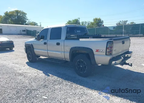 2004 GMC Sierra 1500 Sle из США, поврежденный, VIN 2GTEK13T941369087